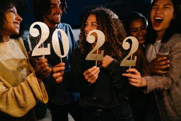 istock Happy new year 2022 with friends 1345968821