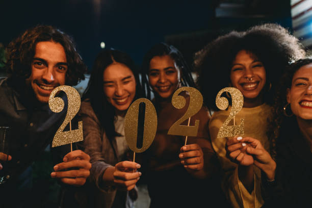 istock Happy new year 2022 with friends 1345968844