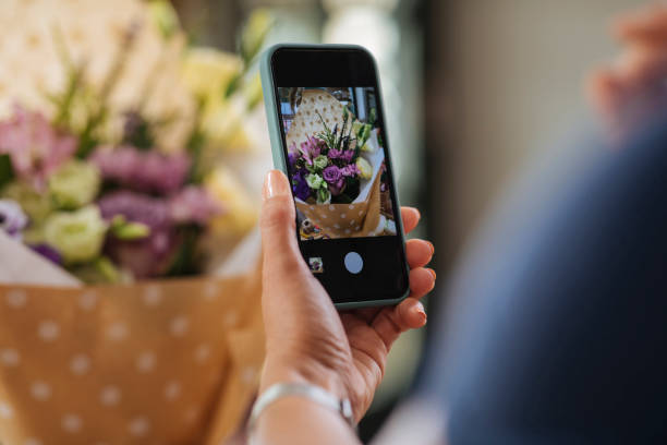 istock This bouquet will really brighten the place up 1345973566