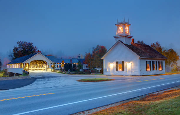 старк, нью-гэмпшир - stark new hampshire стоковые фото и изображения