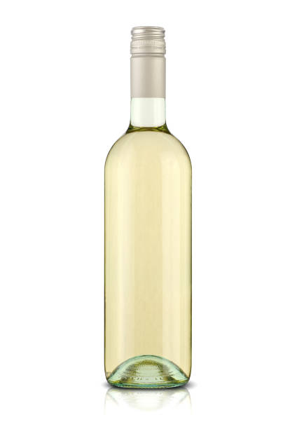 glass bottle with wine - witte wijn fotos stockfoto's en -beelden