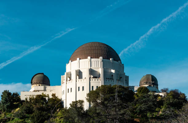 Griffith Observatory overlooking Los Angeles, California Observatory in Griffith Park that is a great tourist destination for views of Los Angeles and hiking griffith park observatory stock pictures, royalty-free photos & images