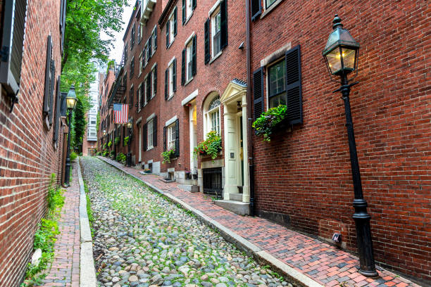 istock Historic Acorn Street in Boston 1346084448