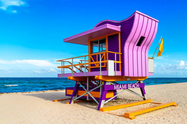 istock Lifeguard tower in Miami Beach 1346098203
