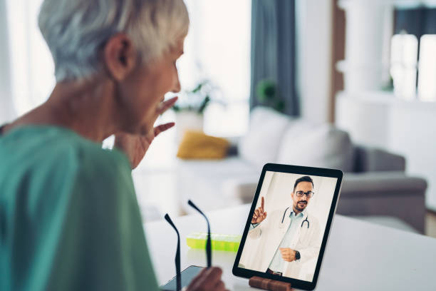 istock Online medical consultation 1346116423
