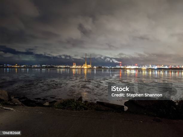 Poolbeg Chimneys Stock Photo - Download Image Now - Architecture, Beach, Built Structure
