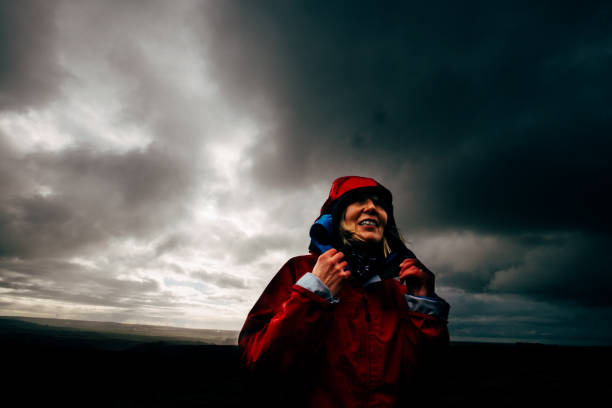 hole of horcum rain hike, yorkshire, england - drenched raincoat rain clothing stock-fotos und bilder