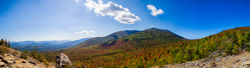 Landscape view of the Adirondak mountain during the fall