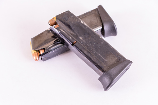 Cargadores de pistola de 9 mm apilados photo