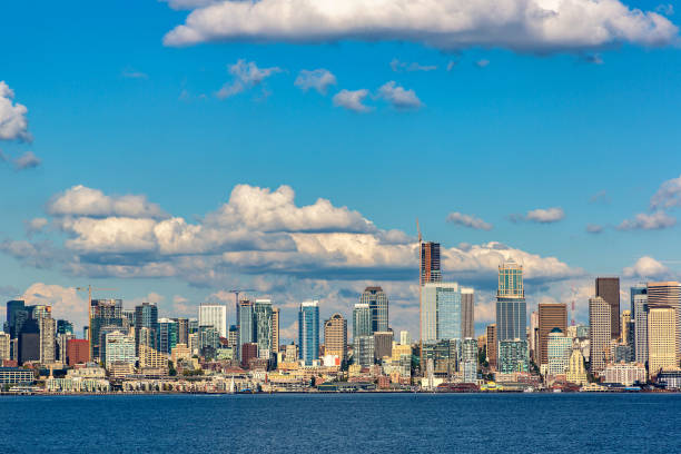 istock Seattle cityscape at Elliott Bay 1346255652