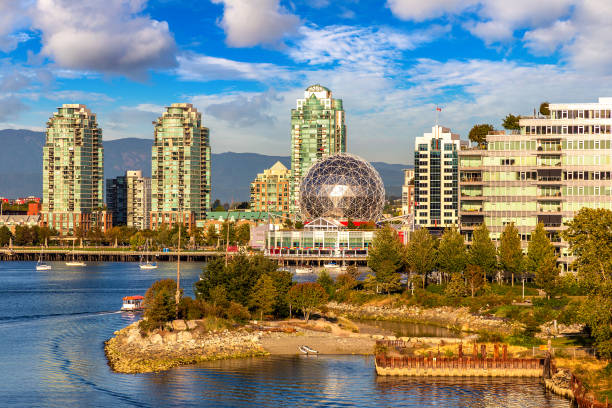 panoramic view of vancouver - vancouver harbor imagens e fotografias de stock