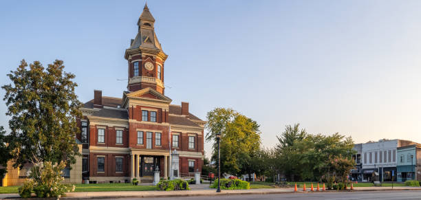 Mayfield Mayfield, Kentucky, USA - August 24, 2021: The Graves County Courthouse. historic building stock pictures, royalty-free photos & images