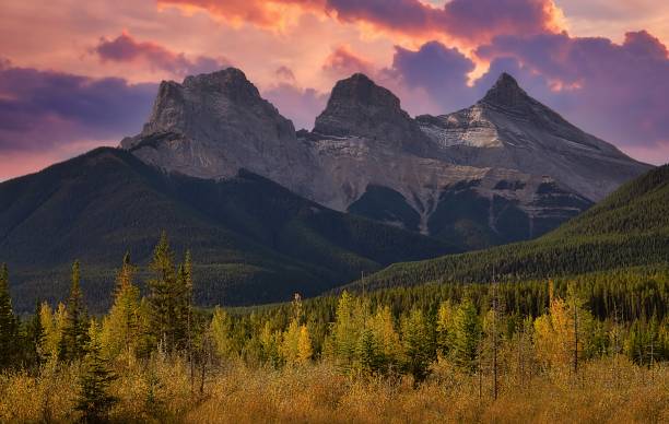 istock Warm Sunrise Over The Three Sisters Mountains 1346264216