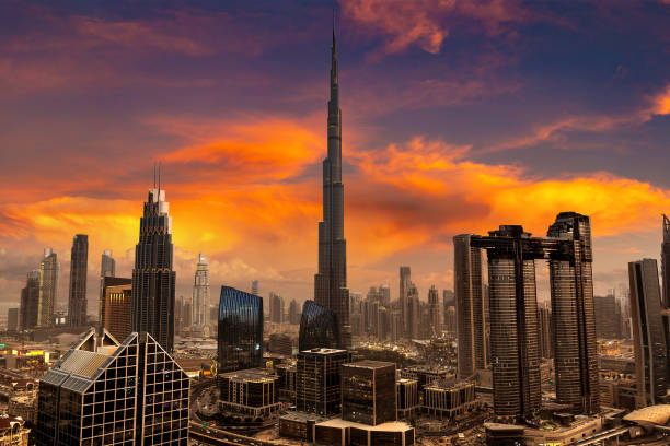 vista aerea di dubai - burj khalifa foto e immagini stock