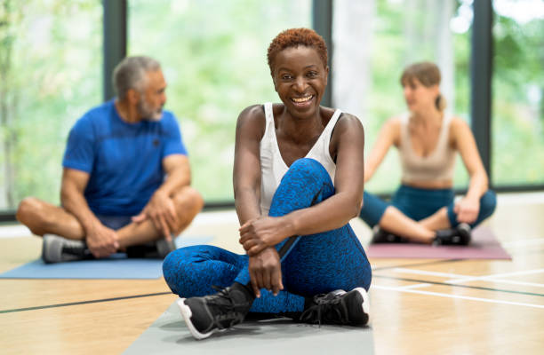 istock Yoga class attendees get to know each other 1346275793