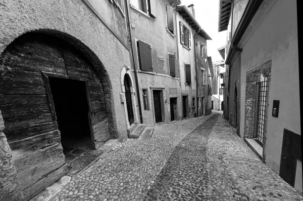 istock Narrow medieval street 1346312351