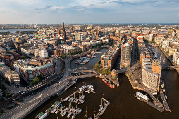 istock Hamburg Harbor 1346321250