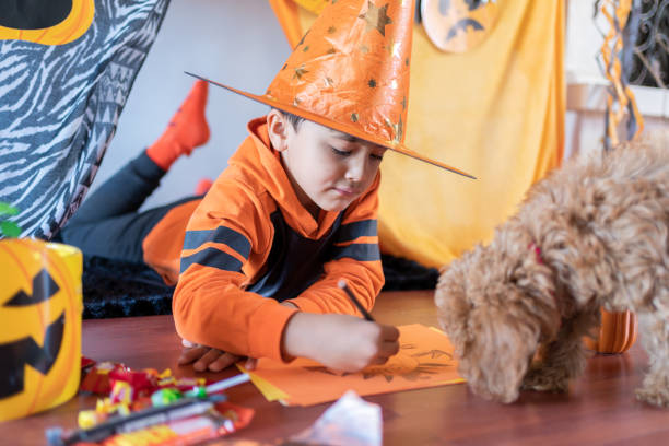 istock Celebrating In Tent For Halloween 1346336019