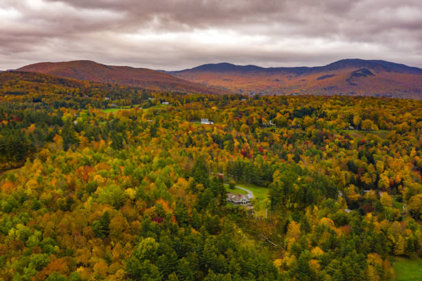 istock Colorful Fall Foliage in Stowe Vermont Northeastern US 1346361285