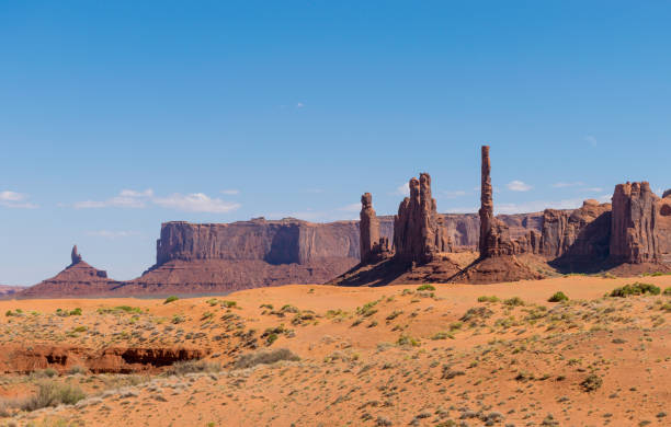 istock Monument Valley Totel Pole and Ye'il Bicheii Rock Formation 1346408319