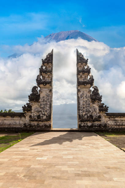 istock Pura Agung Lempuyang temple 1346427313