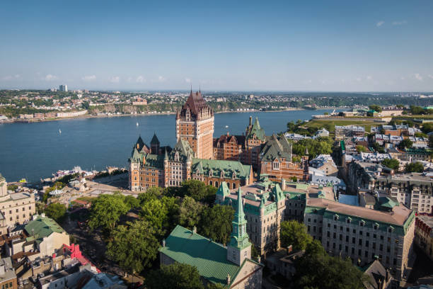 夏のケベックシティの空中写真、ケベック、カナダ - quebec city ストックフォトと画像