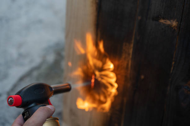 Large flames of fire and its ignition