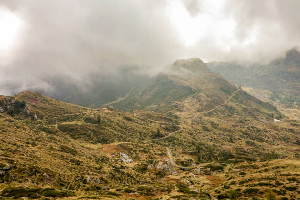 istock Autumn on the Alps in Italy. 1346494120