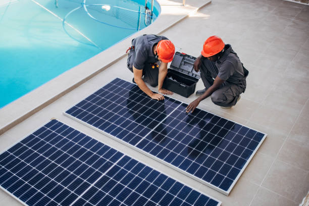 Male solar panels installers