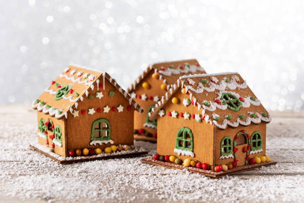 istock Christmas gingerbread house 1346519898
