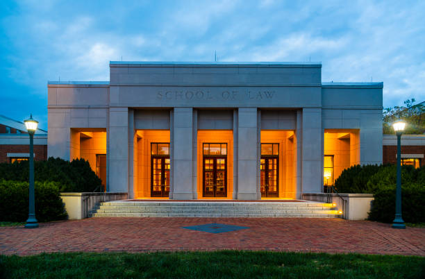 escola de direito na universidade da virgínia em charlottesville - law school - fotografias e filmes do acervo