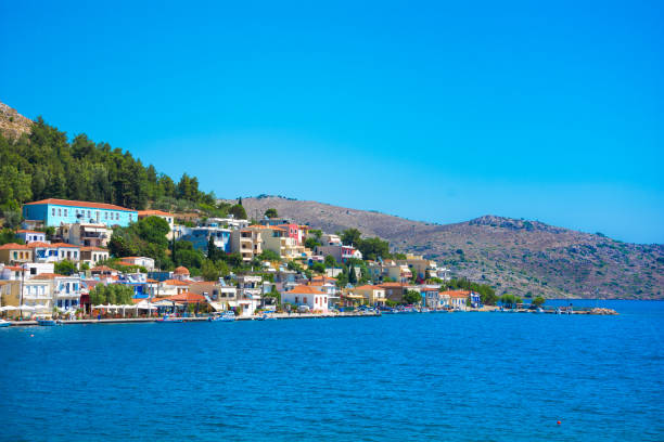 village pittoresque de lagada, île de chios, grèce. - chios island photos et images de collection