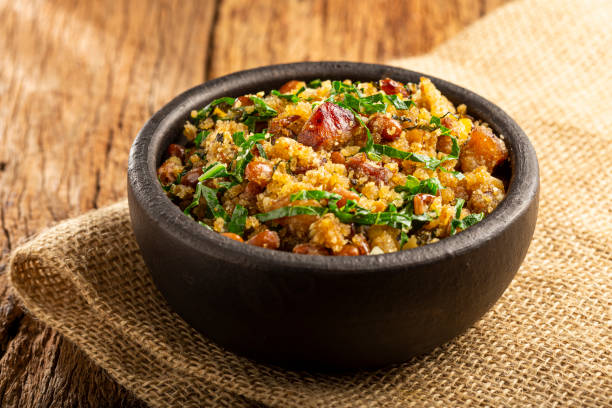 트로페이로 콩, 전형적인 브라질 음식. - frijoles 뉴스 사진 이미지