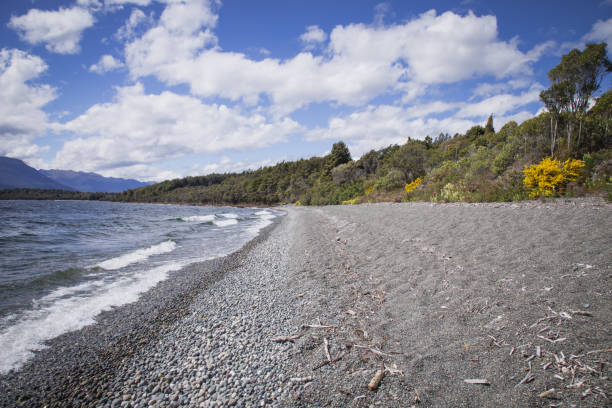 istock Lakeside in New Zealand 1346652800