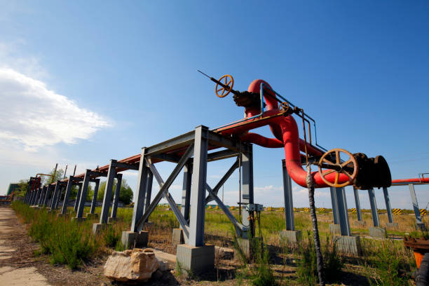 istock Oil pipes and valves 1346684133