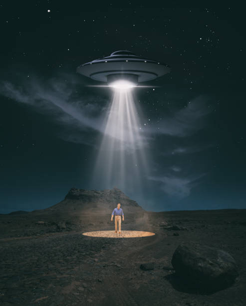 istock Old Style UFO Over The Desert 1346689269