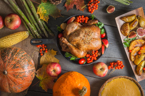 istock Thanksgiving dinner stock photo 1346749522