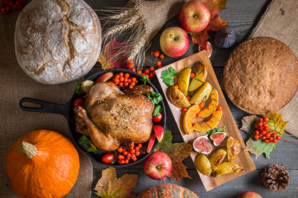 istock Thanksgiving dinner stock photo 1346750298