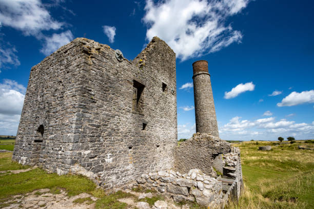 istock Cornish Engine House at Magpie Mine in Peak District National Park, England 1346756817