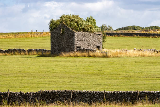 istock Abandoned Building in Peak District National Park, England 1346758879