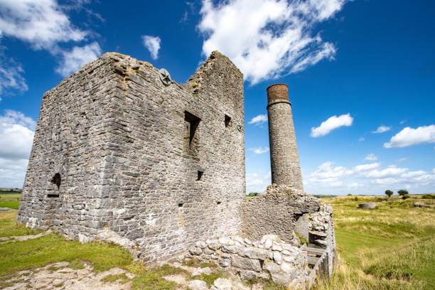 istock Cornish Engine House at Magpie Mine in Peak District National Park, England 1346758935