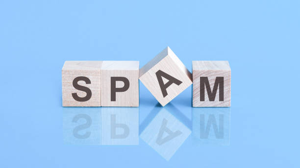 blocchi di legno con le parole 'spac' su un bellissimo sfondo blu, spazio di copia. concetto di business. - spam foto e immagini stock