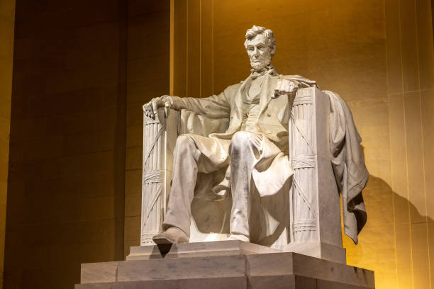 istock Abraham Lincoln statue in Washington 1346795216