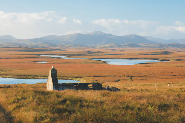 lewis & harris, scotland - cottage scotland scottish culture holiday imagens e fotografias de stock