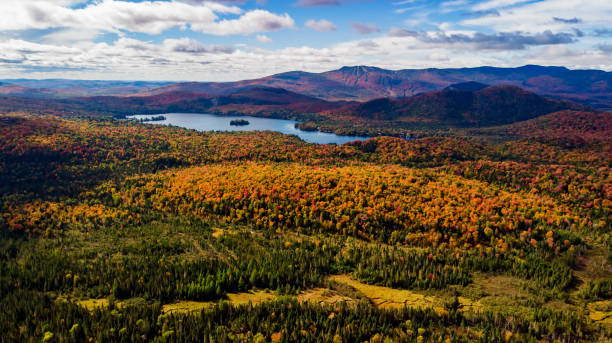 istock Canadian autumn in Quebec 1346805733