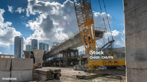 Miami New Overpass Stock Photo - Download Image Now - Construction Site, Construction Industry, Bridge - Built Structure