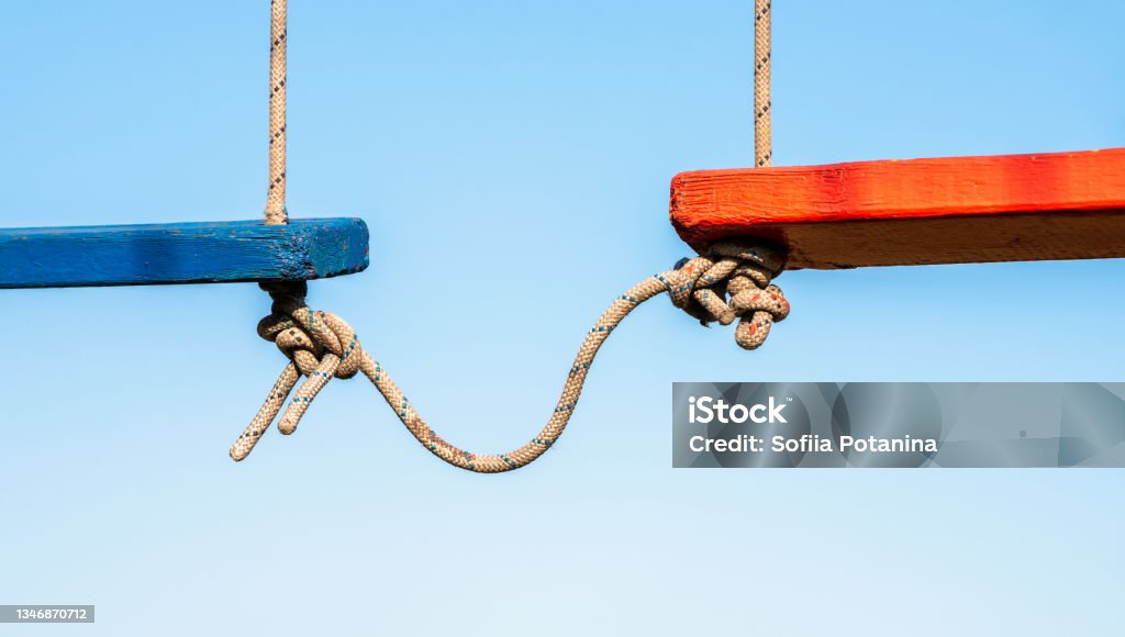 spousta lan a velký uzel - Bez autorských poplatků Abstraktní umění Stock fotka spousta lan a velký uzel - Bez autorských poplatků Abstraktní umění Stock fotka