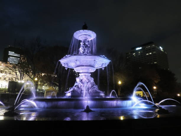 istock Fountain of Tourny 1346928458