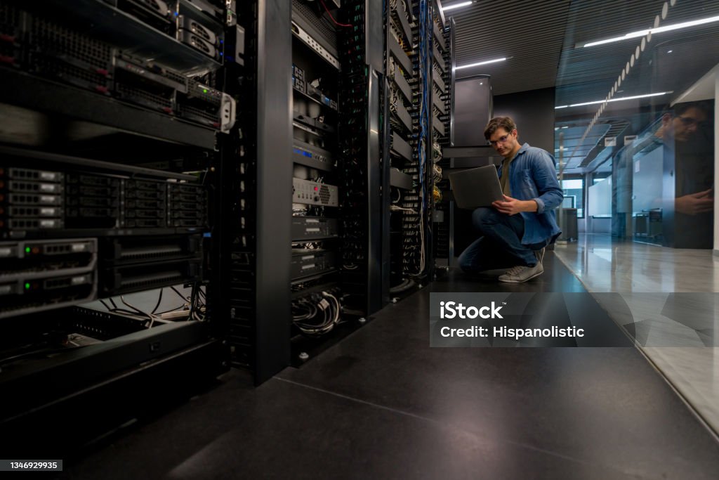 Enginner Server Pc Computer Engineer Fixing A Network Server At An Office Stock Photo ...