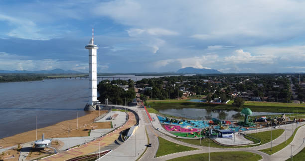 vista aérea del parque do rio branco en boa vista, roraima. - amazonas state fotografías e imágenes de stock